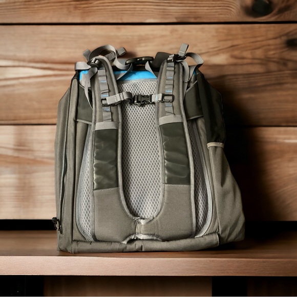 Crankbrothers Gutter Backpack Durable Quality Computer Bag! - Picture 9 of 15